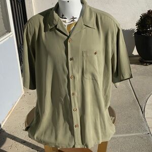 Casual Olive Green Short Sleeve Shirt